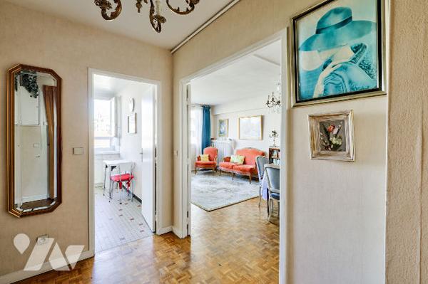 Saint-Mandé : 3 pièces avec balcon et box