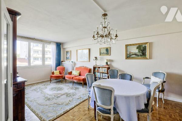 Saint-Mandé : 3 pièces avec balcon et box