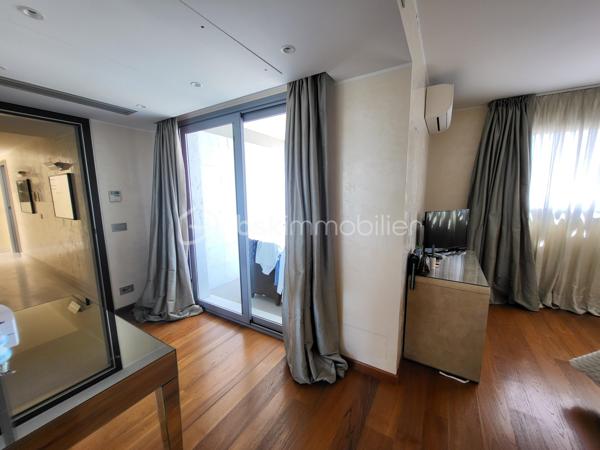 Appartement de 344 m²