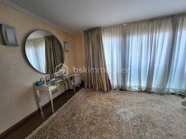 Appartement de 344 m²