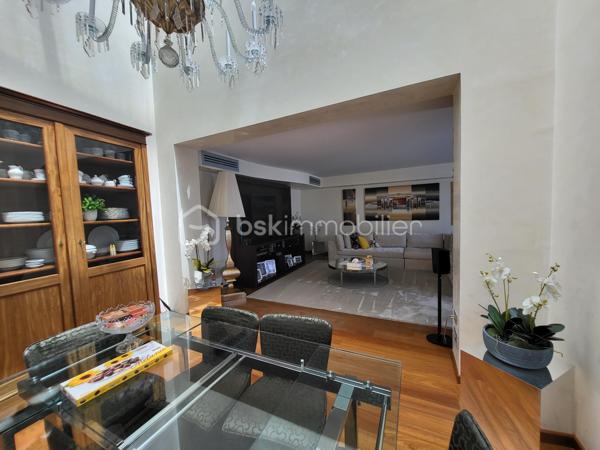 Appartement de 344 m²