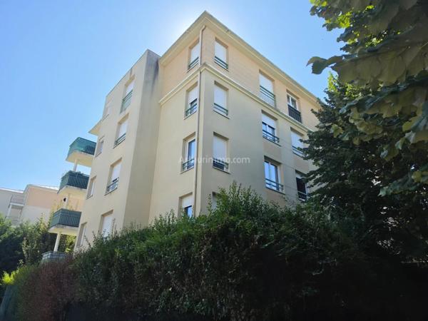 Vente                                                      Appartement
                        
                     2 pièces                      49 m2                     à Chelles