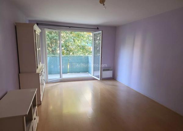 Vente                                                      Appartement
                        
                     2 pièces                      49 m2                     à Chelles