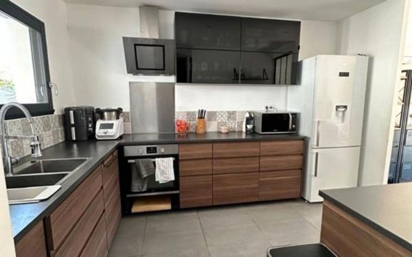 Maison à vendre    4 pièces • 95,31 m2 Sanary-sur-Mer