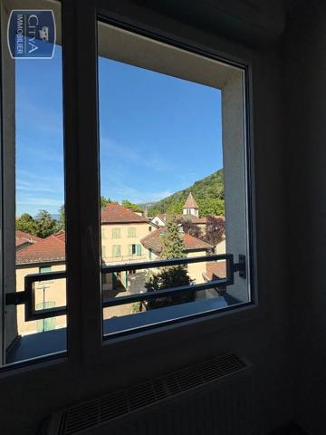 Appartement à louer 1 pièce Gières (38610)
