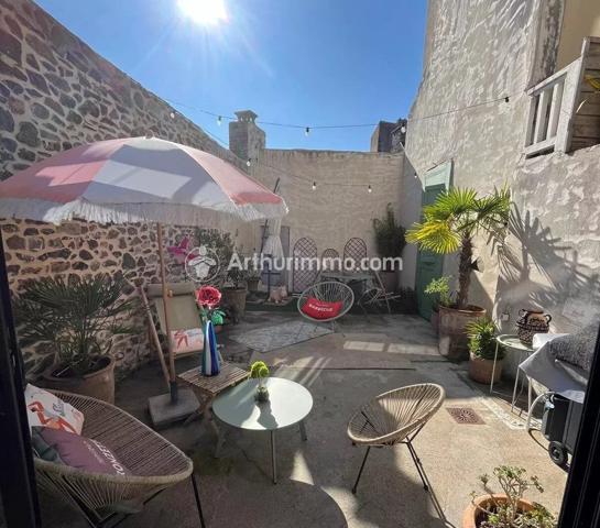 Vente                                                      Maison de ville
                        
                                         121 m2                     à Saint-Quay-Portrieux