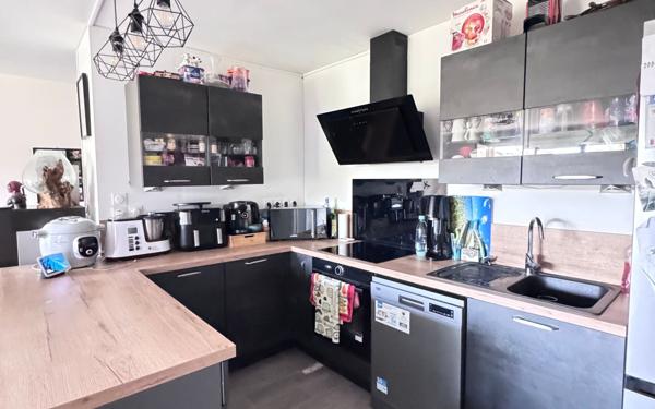 Appartement à vendre    3 pièces •  Persan