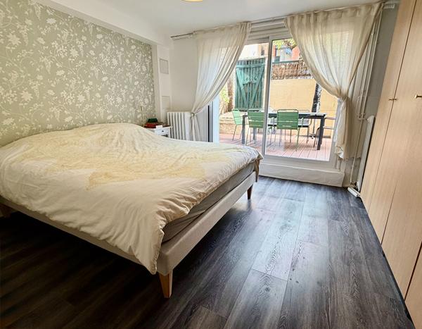 Appartement Chaville 4 pièces 83 m2 3 chambres terrasse 23 m² cave parking