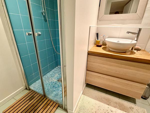 Appartement Chaville 4 pièces 83 m2 3 chambres terrasse 23 m² cave parking