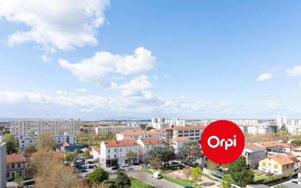 Appartement à vendre    3 pièces •  Saint-Priest