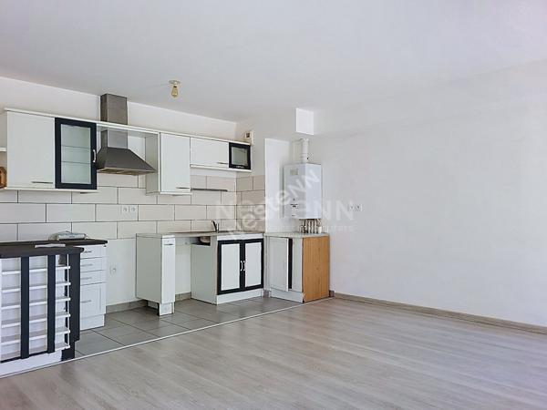 Orvault  Bourg : Appartement T3 à LOUER récent et lumineux avec belle terrasse.