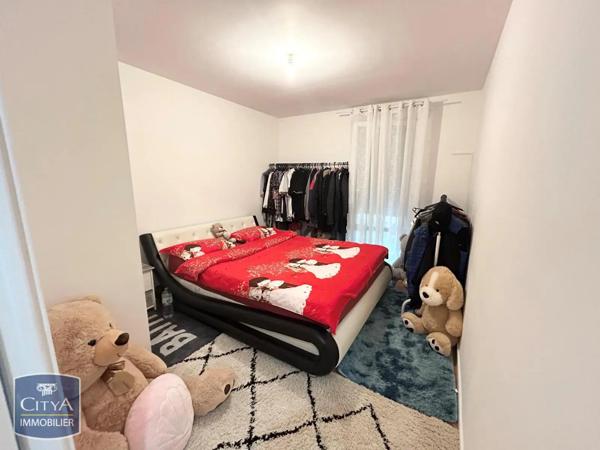 Appartement à louer 2 pièces 48.57m² Raismes (59590)