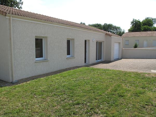 Pavillon de plain-pied de 114m2 de type 5 à Beaulieu-Sous-Bressuire