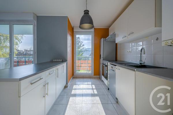 Appartement F3 à vendre  3 pièces - 62 m2 RUMILLY - 74