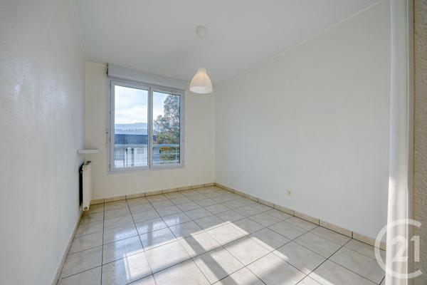 Appartement F3 à vendre  3 pièces - 62 m2 RUMILLY - 74