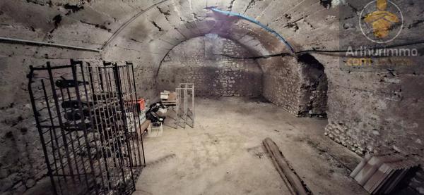 Vente                                                      Maison
                        
                     6 pièces                      177 m2                     à Messas