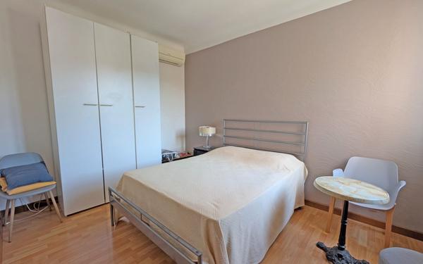 Maison à vendre    5 pièces •  Nice