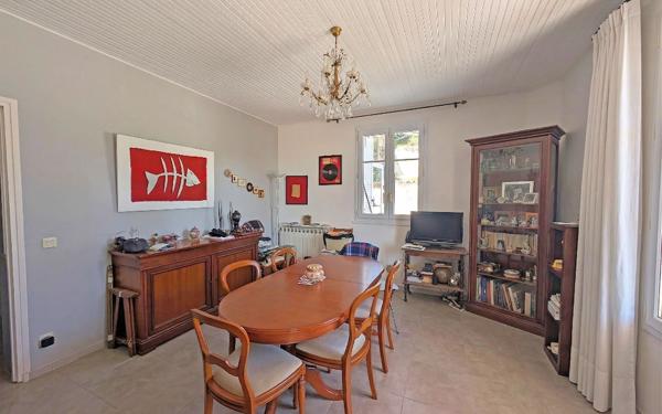 Maison à vendre    5 pièces •  Nice