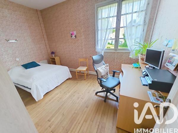 Maison à vendre 7 pièces 150 m² Javerlhac-et-la-Chapelle-Saint-Robert