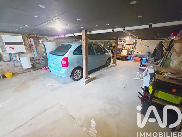 Maison à vendre 7 pièces 150 m² Javerlhac-et-la-Chapelle-Saint-Robert