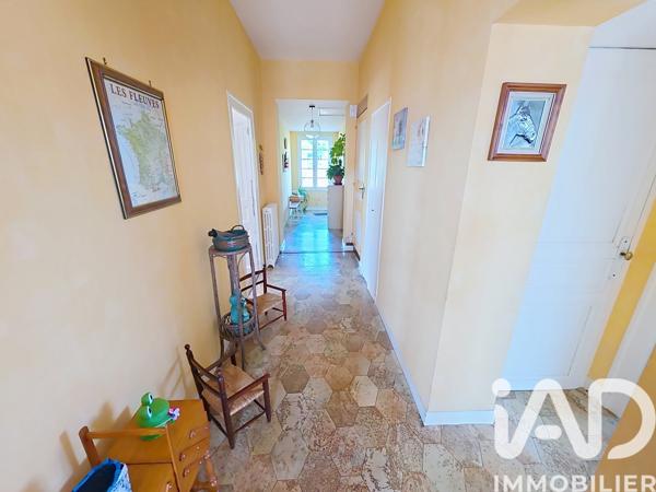 Maison à vendre 7 pièces 150 m² Javerlhac-et-la-Chapelle-Saint-Robert