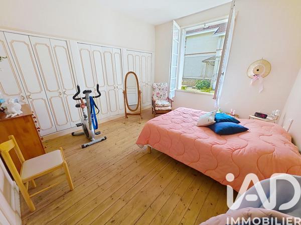 Maison à vendre 7 pièces 150 m² Javerlhac-et-la-Chapelle-Saint-Robert