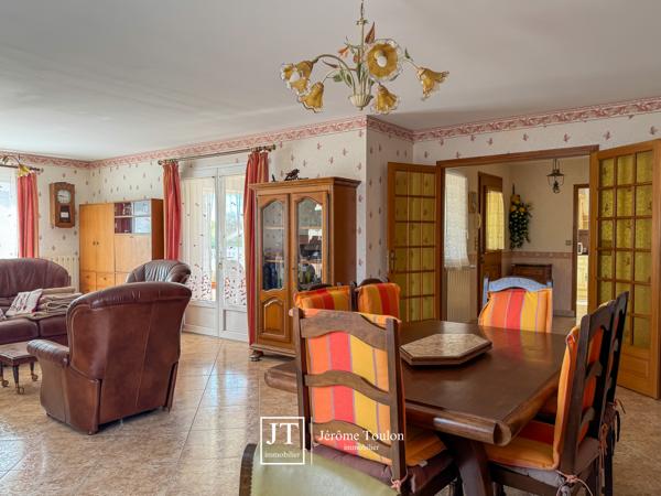Maison
                                                                                                                                                                                                                                                                                                                        5 pièce(s)                                                                                                                                                                                                          3 chambre(s)                                                                                                                                                                                                          149  m²