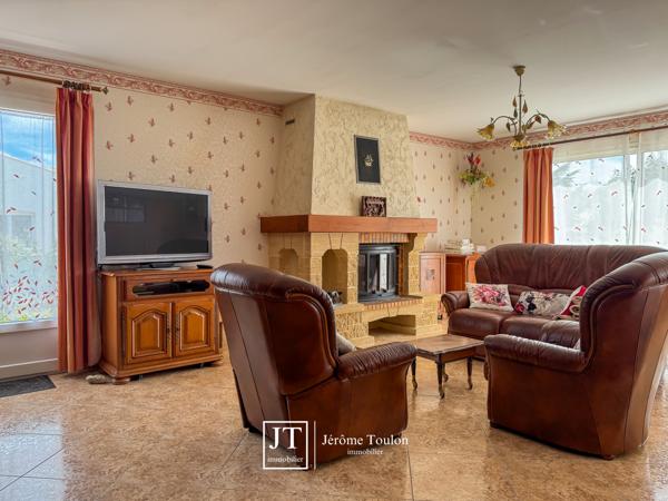 Maison
                                                                                                                                                                                                                                                                                                                        5 pièce(s)                                                                                                                                                                                                          3 chambre(s)                                                                                                                                                                                                          149  m²