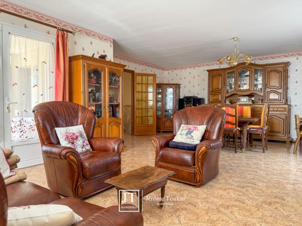 Maison
                                                                                                                                                                                                                                                                                                                        5 pièce(s)                                                                                                                                                                                                          3 chambre(s)                                                                                                                                                                                                          149  m²
