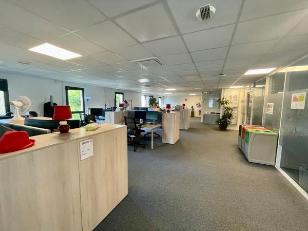 Bureaux à louer à MONT SAINT AIGNAN 76130