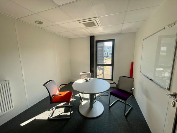 Bureaux à louer à MONT SAINT AIGNAN 76130