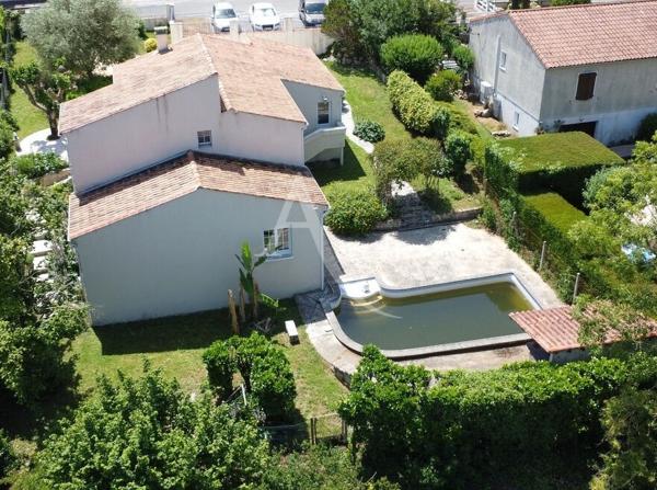 Maison 4 chambres avec piscine - Centre de Pons