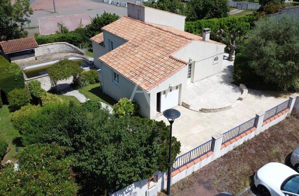 Maison 4 chambres avec piscine - Centre de Pons