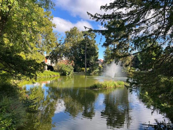 Clamart Centre proche Parc Maison Blanche - Appartement dernier étage T3 de 63 m² entièrement rénové avec cave.