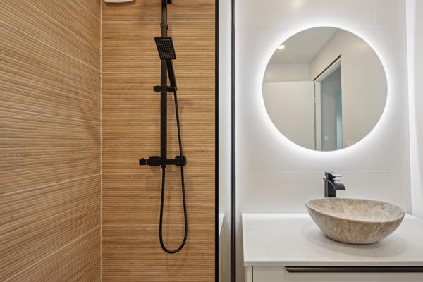 Clamart Centre proche Parc Maison Blanche - Appartement dernier étage T3 de 63 m² entièrement rénové avec cave.