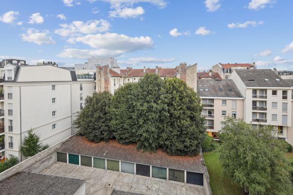 Clamart Centre proche Parc Maison Blanche - Appartement dernier étage T3 de 63 m² entièrement rénové avec cave.