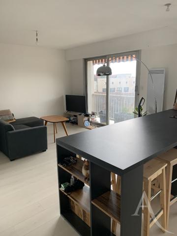 T2 meublé d'environ 49m2 avec balcon et parking
