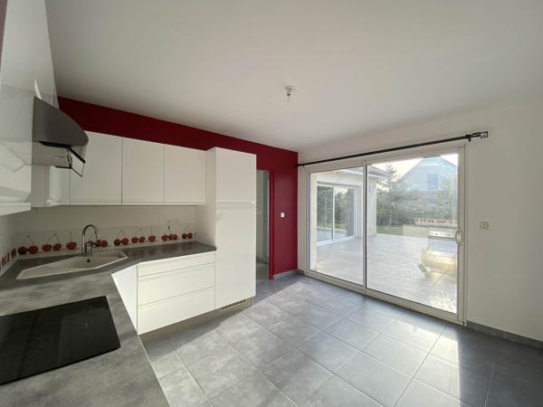 MAISON DE PLAIN PIED DE TYPE 6 AVEC JARDIN – AGGLOMERATION TROYENNE