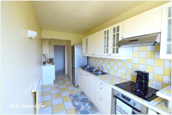 Dpt Seine Saint Denis (93), à vendre LE BOURGET appartement T3 avec balcon, cave, place de parking sécurisée