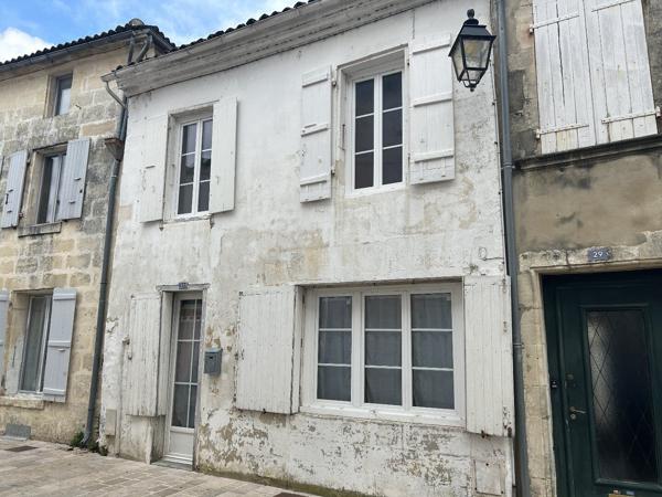 Maison de caractère en hyper-centre - Toiture neuve Saint jean d angely