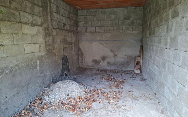 Maison à vendre    2 pièces • 100 m2 Renage