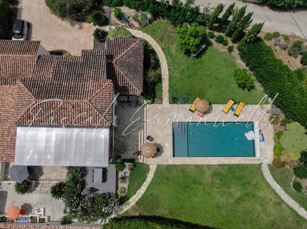 Villa Saint Paul De Vence 265 m2 - 1550 000 euros