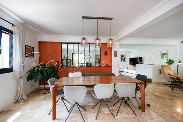 Villa Saint Paul De Vence 265 m2 - 1550 000 euros