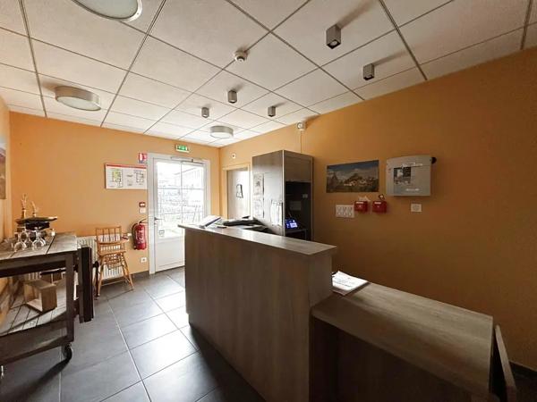 Fond de commerce Hôtellerie Restauration à 20mn du Puy-en-Ve