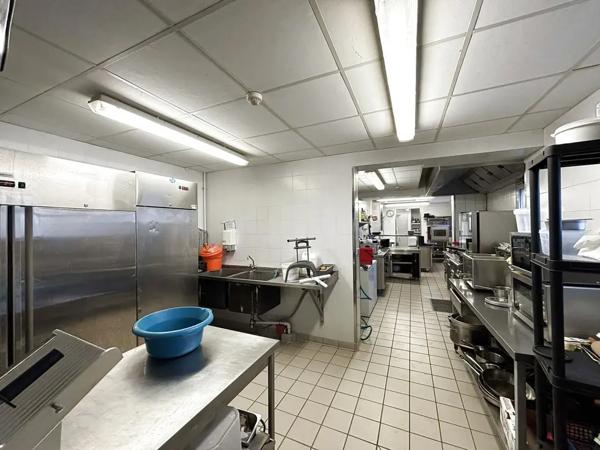 Fond de commerce Hôtellerie Restauration à 20mn du Puy-en-Ve