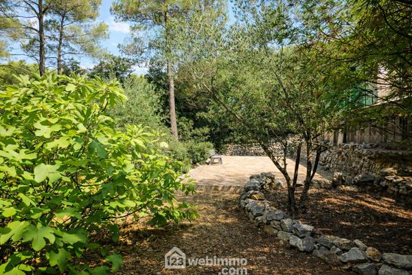 Villas 160 m² à Lorgues 83510