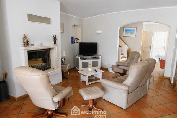 Villas 160 m² à Lorgues 83510