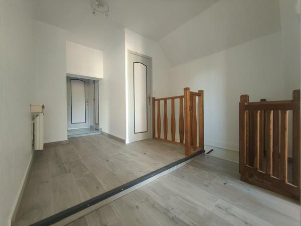A 15 MN NORD CHAMBLY, MAISON BOURGEOISE DE 150 M² HAB AVEC GARAGES ET DEPENDANCE SUR UN TERRAIN CLOS DE 800 M² Chambly (60230)