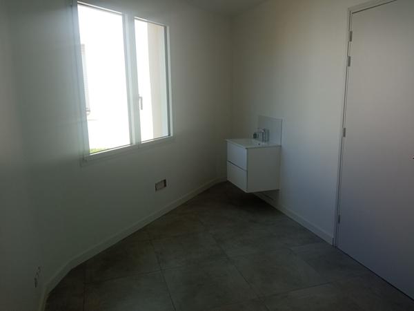 Bureaux Challans 4 pièce(s) 57.18 m2