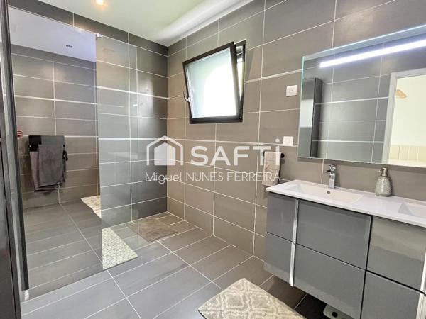 Maison contemporaine 4 chambres possibilité 5ème